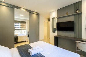 Basic Apartment | 3 bedrooms, free WiFi - Apt w/ Gourmet Balcony 550m From the Beach Lle0204 (Itapema)