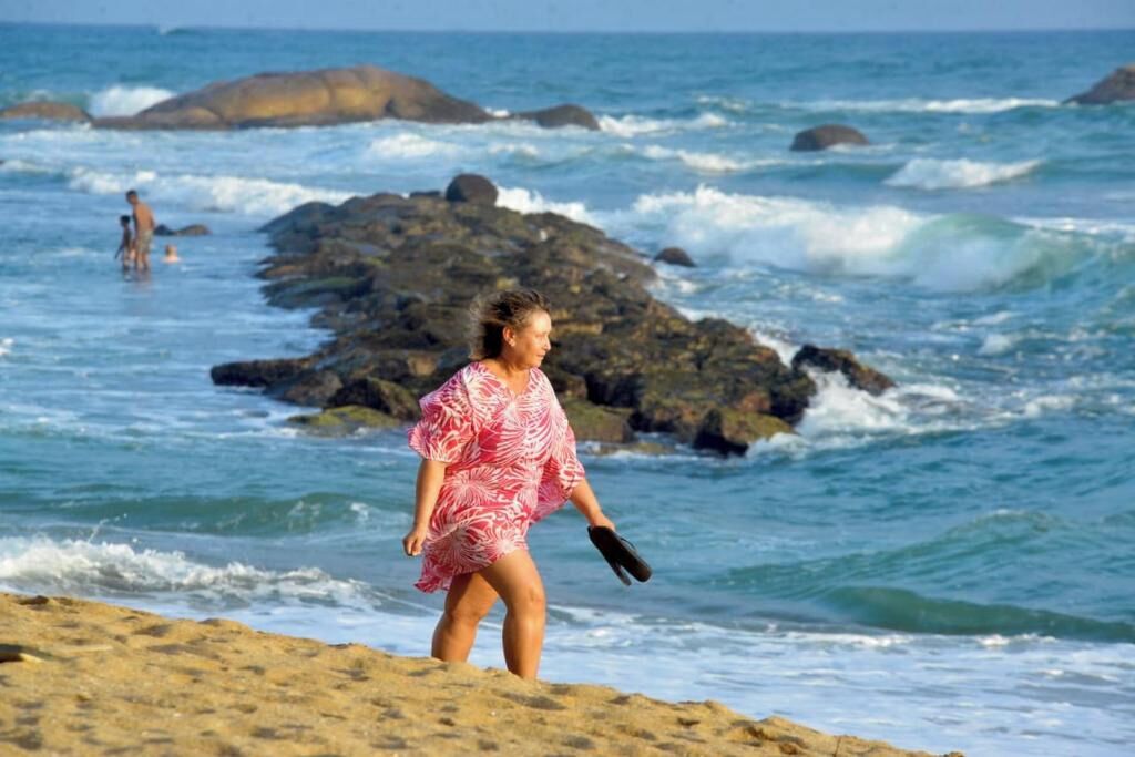 Una spiaggia nelle vicinanze