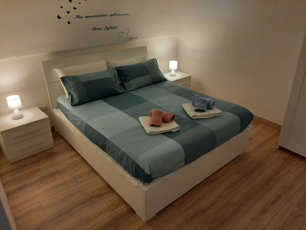 1 bedroom, iron/ironing board, Internet, bed sheets