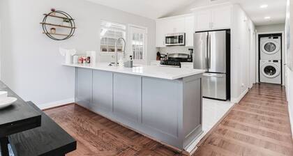 Charming Modern 4BR Home - Lux - Backyard.