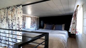 2 多间卧室、熨斗/熨衣板、WiFi、床单