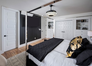 Luxury Townhome, Private Pool, City View | Iron/ironing board, free WiFi