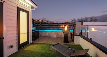NEW Luxury Home With Rooftop Heated Pool