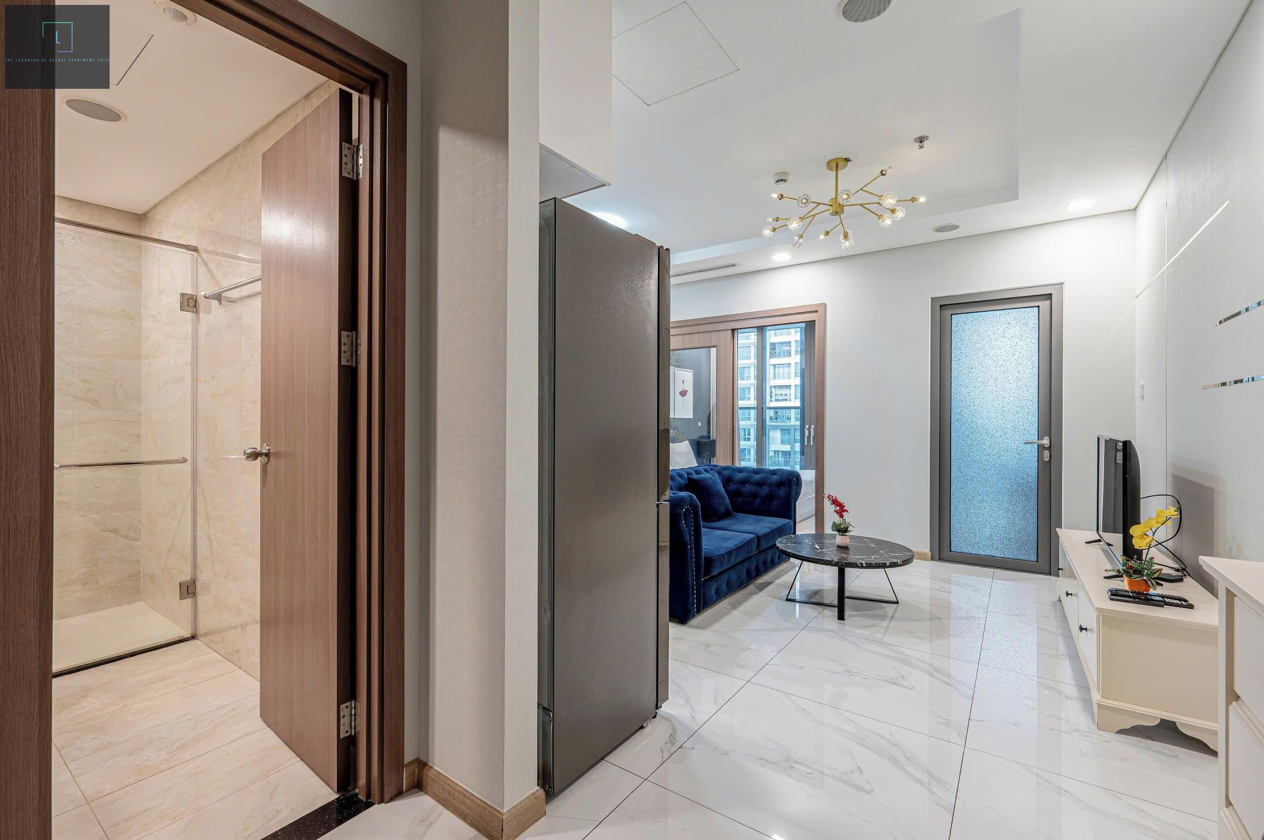 Deluxe Apartment, 1 Queen Bed, City View | Minibar, desk, free WiFi, bed sheets