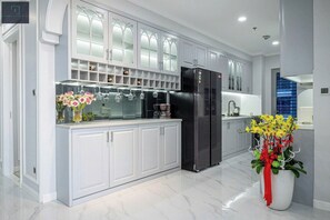 Premium Apartment, 3 Bedrooms, Non Smoking, City View | Private kitchen | Fridge, stovetop, cookware/dishes/utensils, cleaning supplies