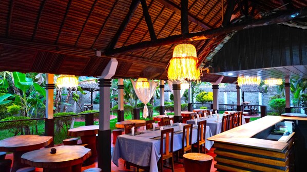 Restaurant - KHAIR LODGE AMBANJA (Ambanja)