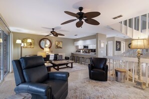 Unclassified image, 3 of 35, button