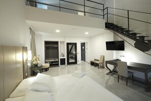 Family Room, Multiple Beds, Non Smoking