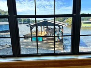 Interior - Charming Lake Front Home and Pavilion (Milledgeville)