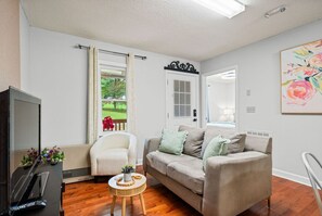 Smart TV, books - Sparta Mountains  Secret Castle (Sparta)