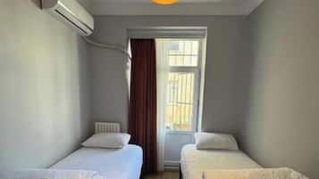 4 quartos, ferros/tábuas de passar roupa, Wi-Fi, roupa de cama