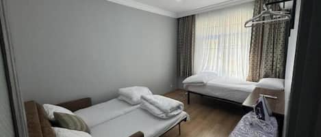 4 Schlafzimmer, Bügeleisen/Bügelbrett, WLAN, Bettwäsche