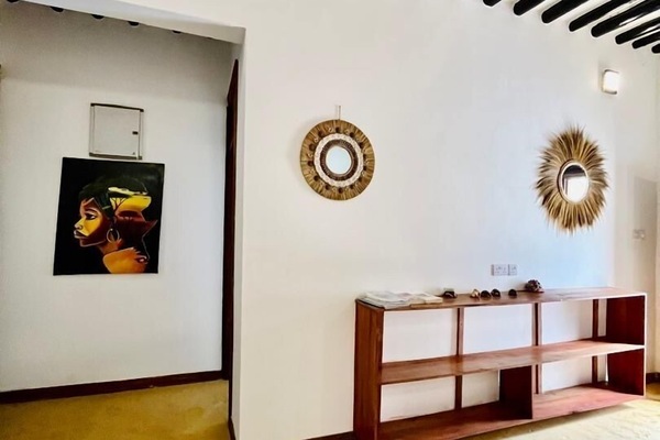 In-room safe, laptop workspace, iron/ironing board, free WiFi