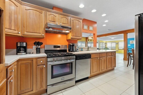 Unobstructed ocean views! 🌊 Entire home with 2 living areas for the perfect seaside escape.