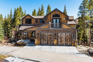 Casa (5 Bedrooms) | Exterior