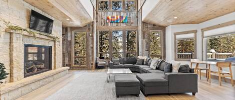 House (5 Bedrooms) | Exterior