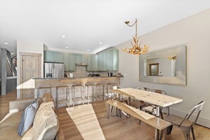 开间 (4 Bedrooms) | 外观