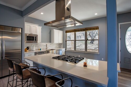 Lakefront 6BR Retreat w Dock & Game Room