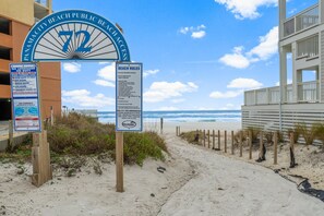 Beach nearby - West End PCB Condo w/ Gulf Views, Pool & Easy Beach Access (Panama City Beach)