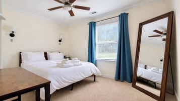 3 quartos, ferros/tábuas de passar roupa, Wi-Fi de cortesia