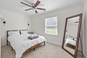 3 habitaciones, tabla de planchar con plancha y wifi gratis