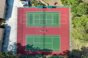 Sports court - Stunning lakefront condo near 
Siesta Key beach (Sarasota)