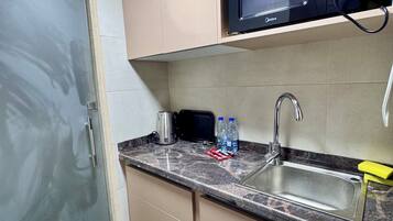 Microwave, stovetop