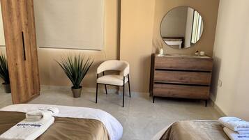 2 bedrooms, iron/ironing board, WiFi, bed sheets
