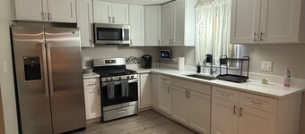 Superb townhome with Near Lake in vibrant Chicago