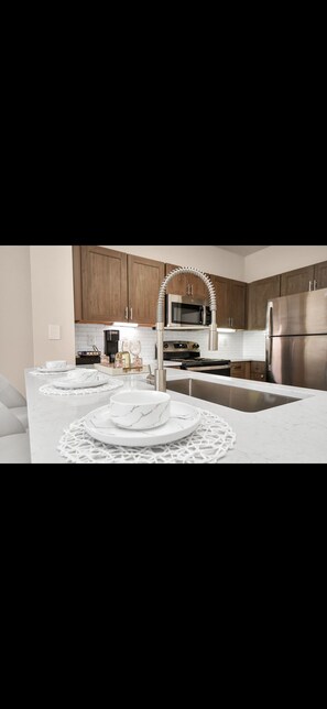 Microwave, oven, stovetop, dishwasher