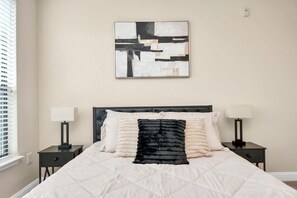 1 bedroom, WiFi, bed sheets