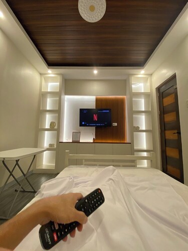 Affordable Transient Room in Lipa City Near SM and LIMA