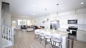 House | 3 bedrooms, Internet