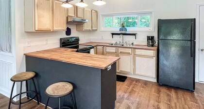 Charming Back House Min From Shopping Beaches