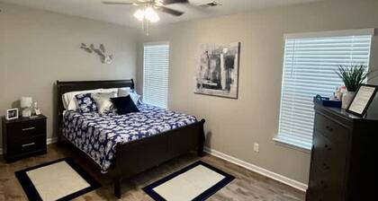 Mint Julep in North Charleston