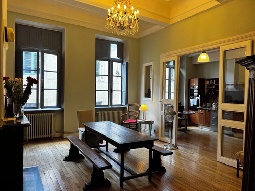 Maison Gally Historic Luxury - 4-bedroom bed & breakfast in Carcassonne