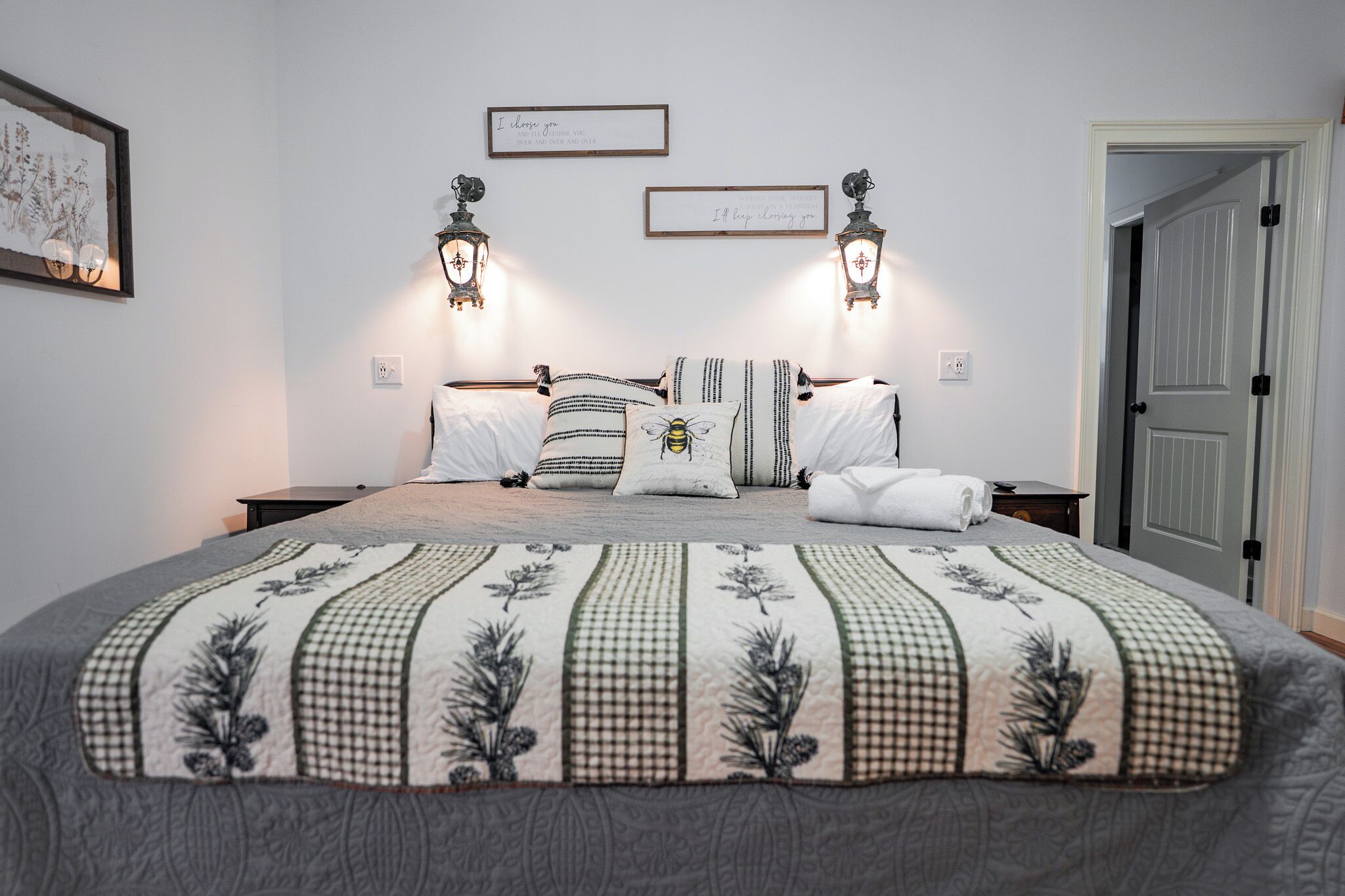 4 camere, ferro/asse da stiro, Wi-Fi gratuito, lenzuola