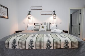 4 bedrooms, iron/ironing board, free WiFi, bed sheets