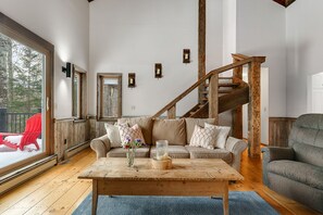 Fernseher, Kamin