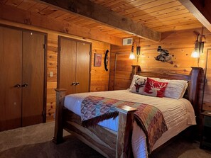 3 bedrooms, iron/ironing board, travel cot, free WiFi
