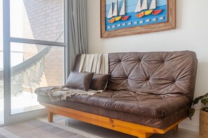 Living area - Balcony Hammock • Sea View • Ed. Palmer • NOMDS (Vila Velha)