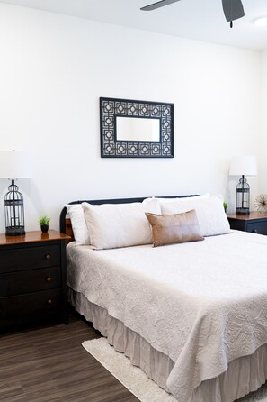 5 bedrooms, desk, iron/ironing board, free WiFi