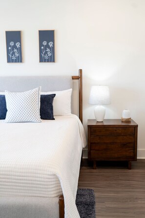5 bedrooms, desk, iron/ironing board, free WiFi - Large Auburn Getaway • Next to Vet School (Auburn)