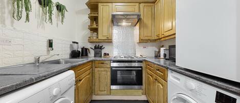 Fridge, microwave, oven, toaster