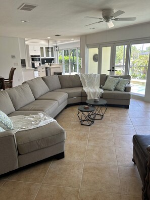 リビング エリア