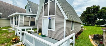 Amazing Tiny House! Completely renovated, everything is Brand New!