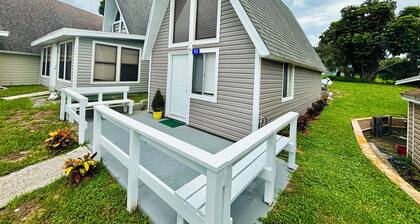 Amazing Tiny House! Completely renovated, everything is Brand New!
