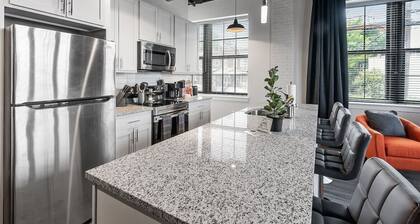 KING 1BR Apt Free Parking Germantown - Near Temple, La Salle, Einstein