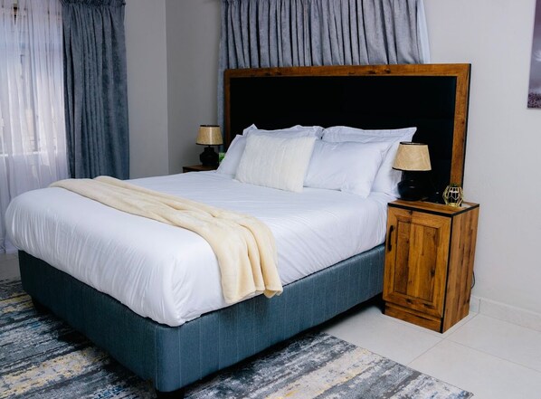 3 chambres, bureau, fer et planche à repasser, Wi-Fi gratuit