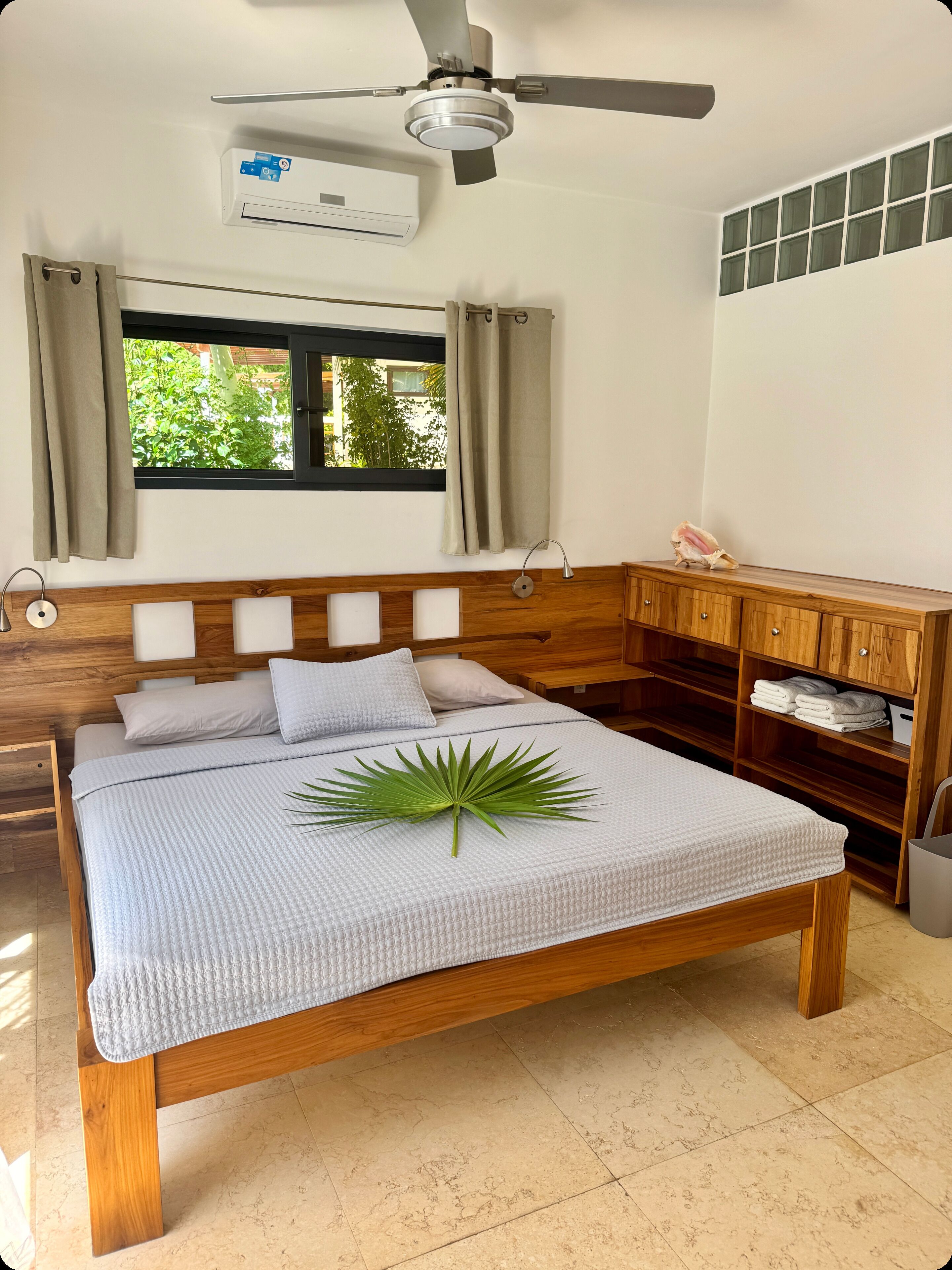 Luxury Studio Suite, Non Smoking, Ocean View | Select Comfort beds, free WiFi, bed sheets